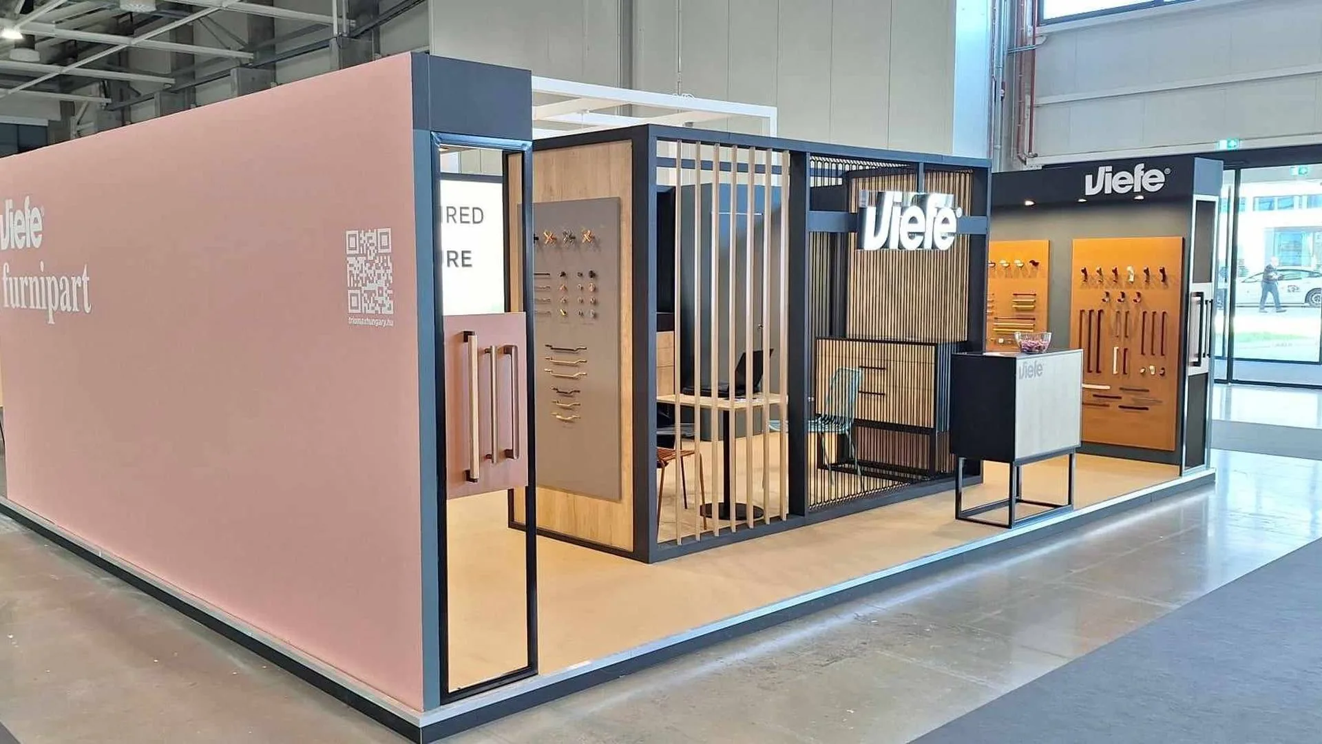Kiállítási stand kivitelezése vásári helyszínen