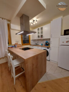 saját tervezésű konyhák